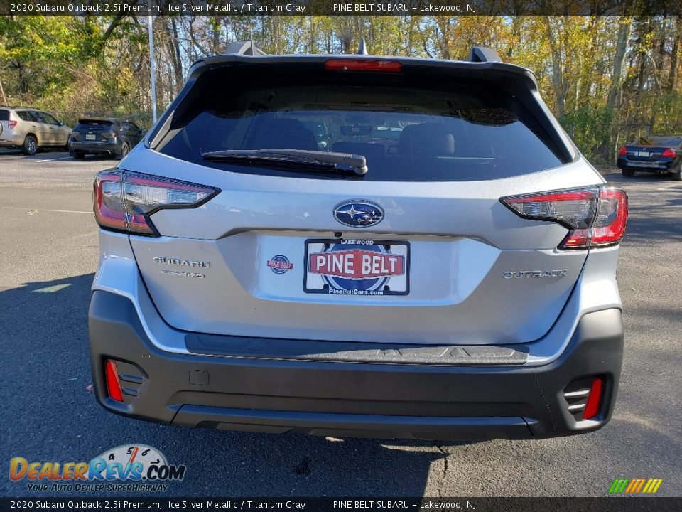 2020 Subaru Outback 2.5i Premium Ice Silver Metallic / Titanium Gray Photo #5