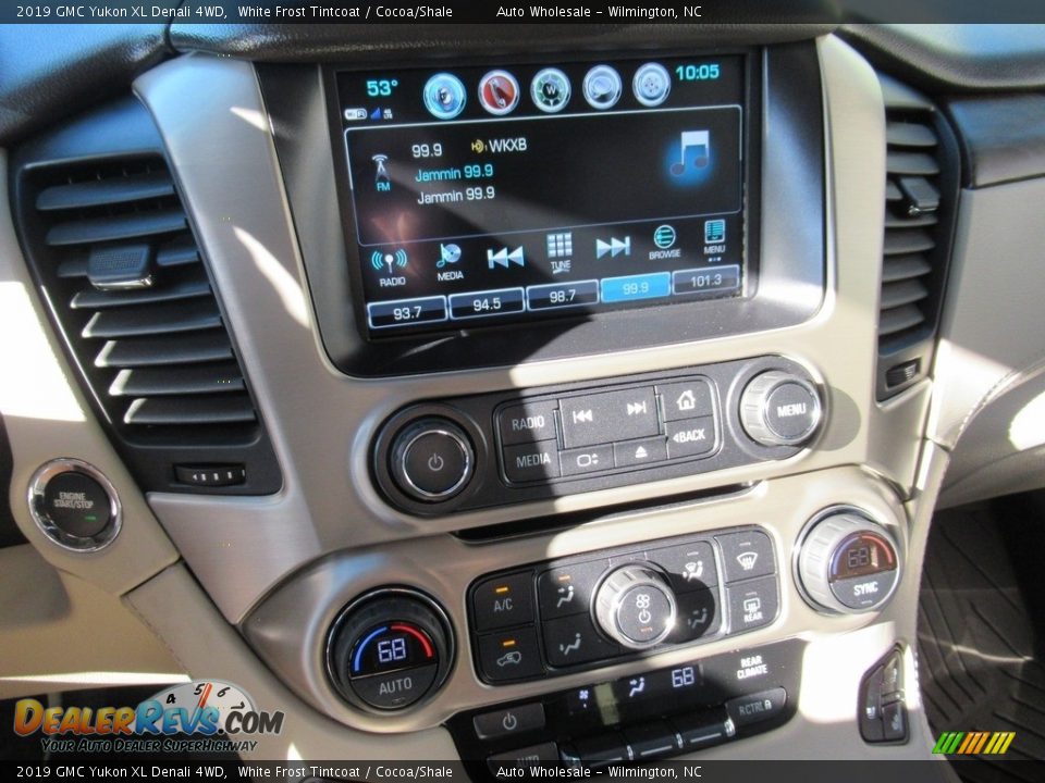 2019 GMC Yukon XL Denali 4WD White Frost Tintcoat / Cocoa/Shale Photo #18
