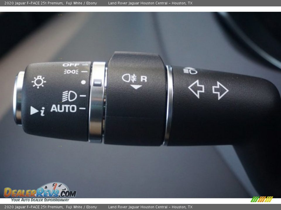 2020 Jaguar F-PACE 25t Premium Fuji White / Ebony Photo #30