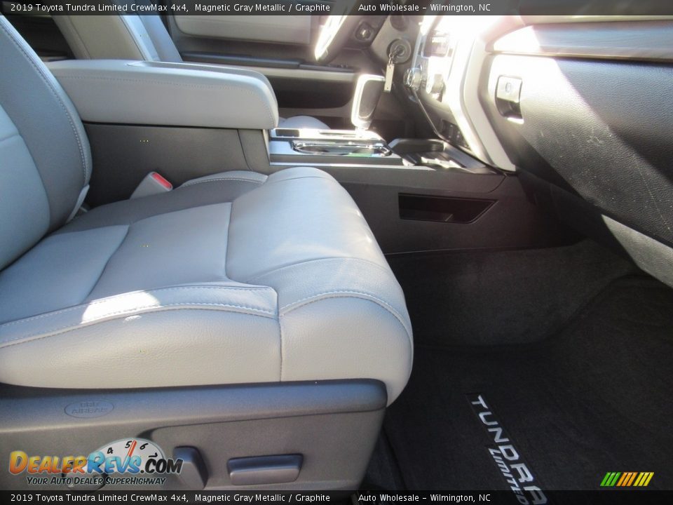 2019 Toyota Tundra Limited CrewMax 4x4 Magnetic Gray Metallic / Graphite Photo #12