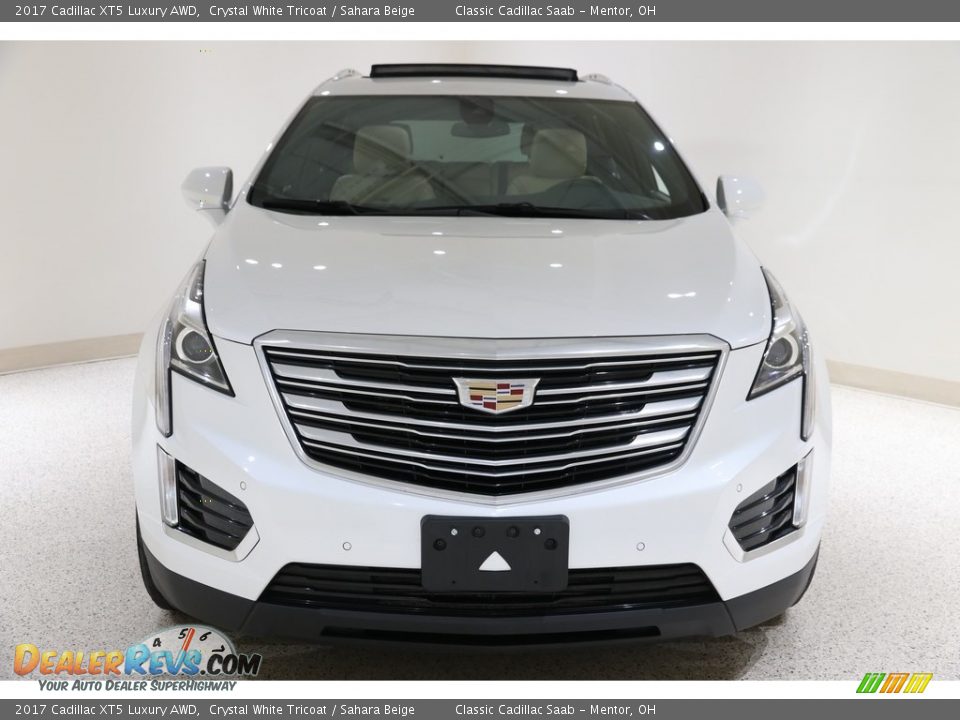 2017 Cadillac XT5 Luxury AWD Crystal White Tricoat / Sahara Beige Photo #2
