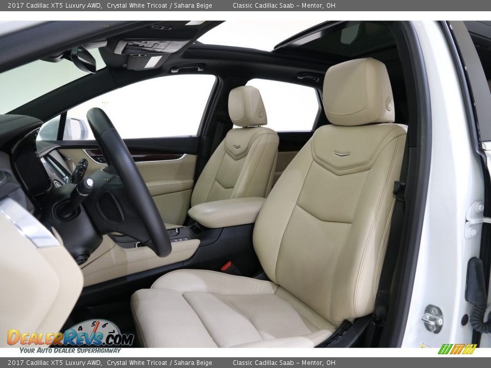 2017 Cadillac XT5 Luxury AWD Crystal White Tricoat / Sahara Beige Photo #5