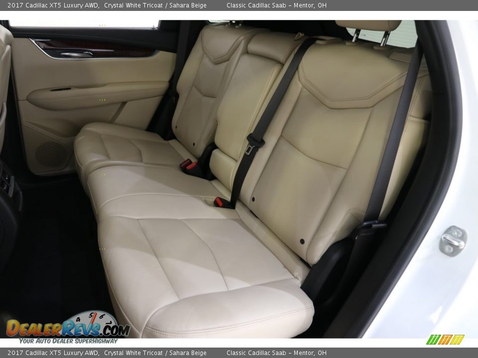 2017 Cadillac XT5 Luxury AWD Crystal White Tricoat / Sahara Beige Photo #22