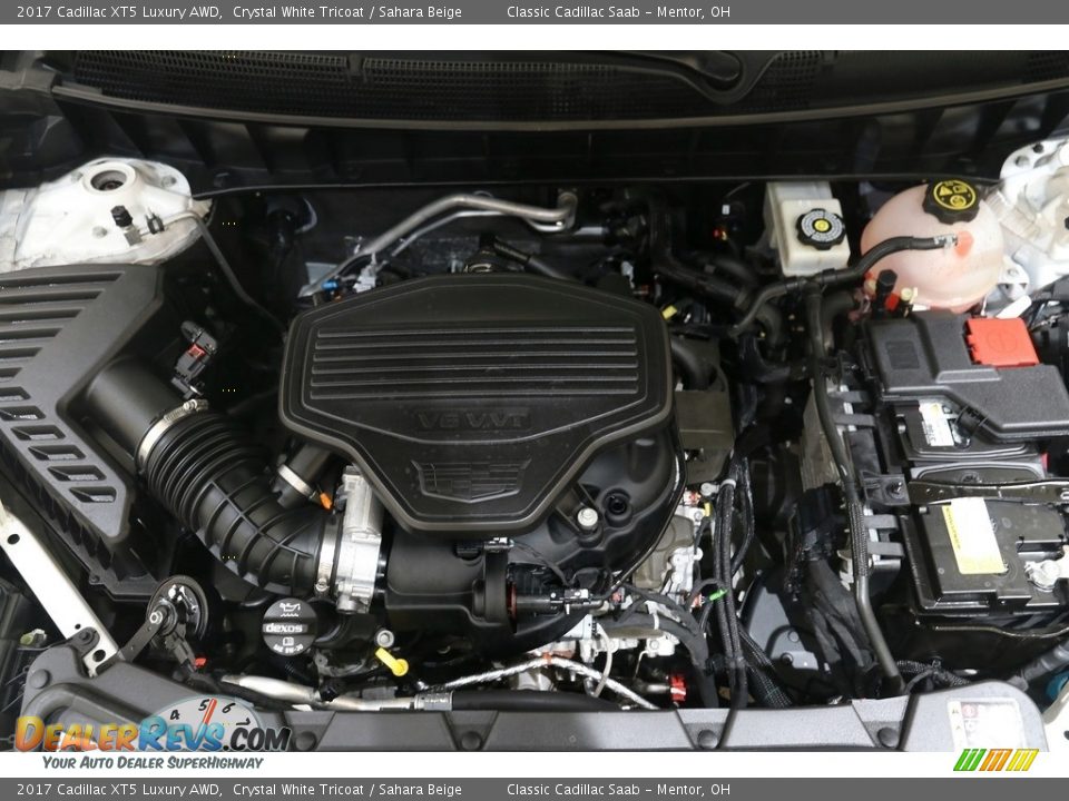 2017 Cadillac XT5 Luxury AWD Crystal White Tricoat / Sahara Beige Photo #24