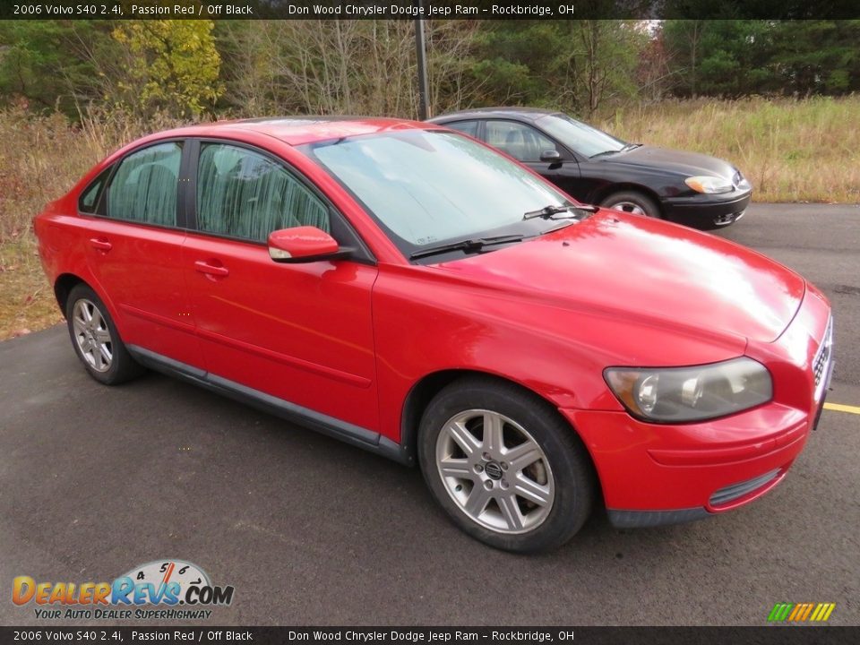 2006 Volvo S40 2.4i Passion Red / Off Black Photo #2