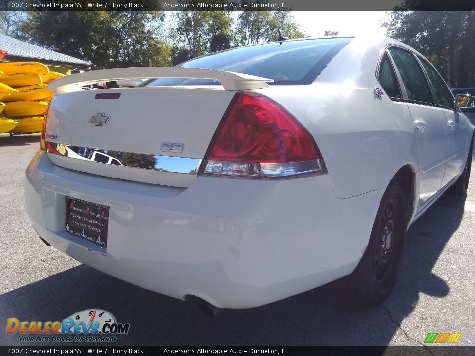 2007 Chevrolet Impala SS White / Ebony Black Photo #3