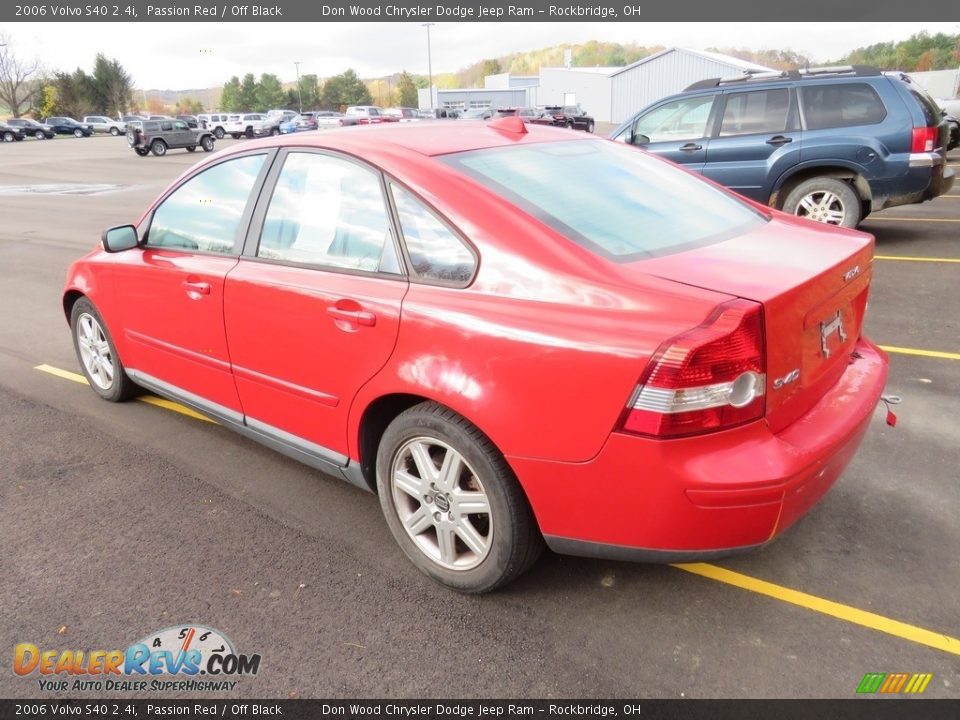 2006 Volvo S40 2.4i Passion Red / Off Black Photo #7