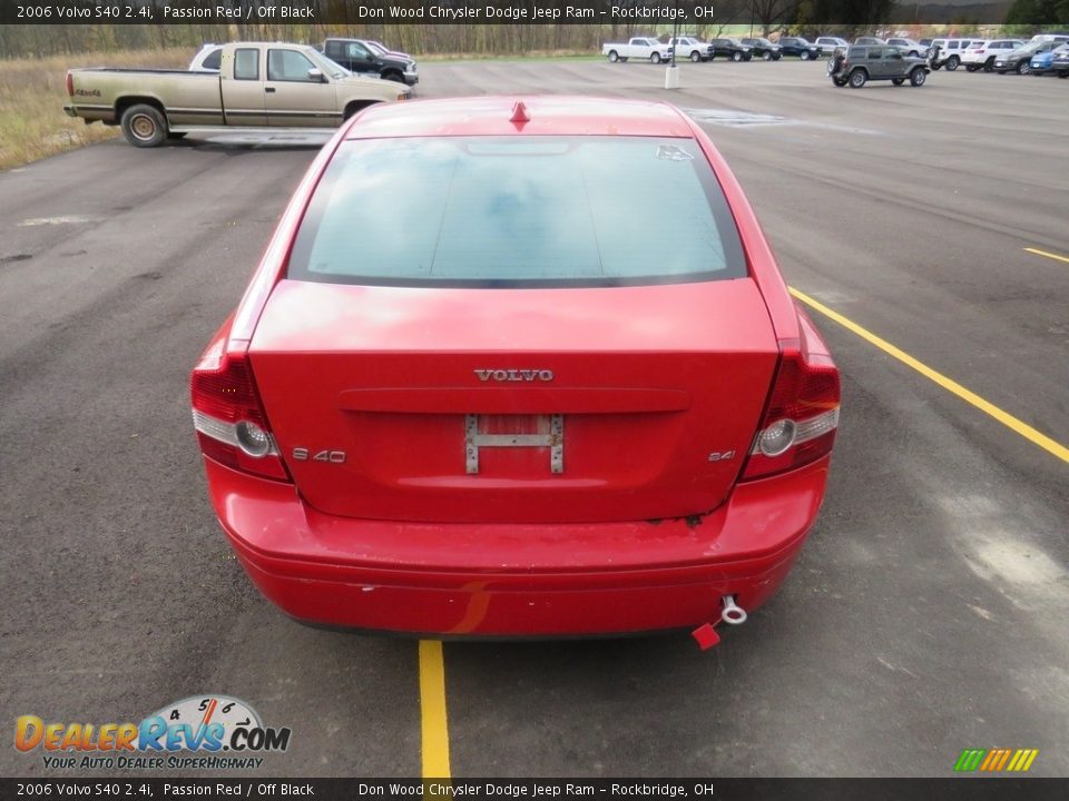 2006 Volvo S40 2.4i Passion Red / Off Black Photo #8