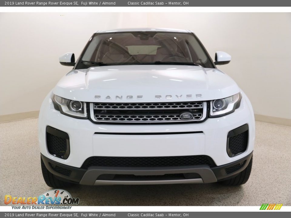 2019 Land Rover Range Rover Evoque SE Fuji White / Almond Photo #2