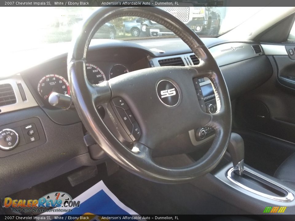 2007 Chevrolet Impala SS White / Ebony Black Photo #12