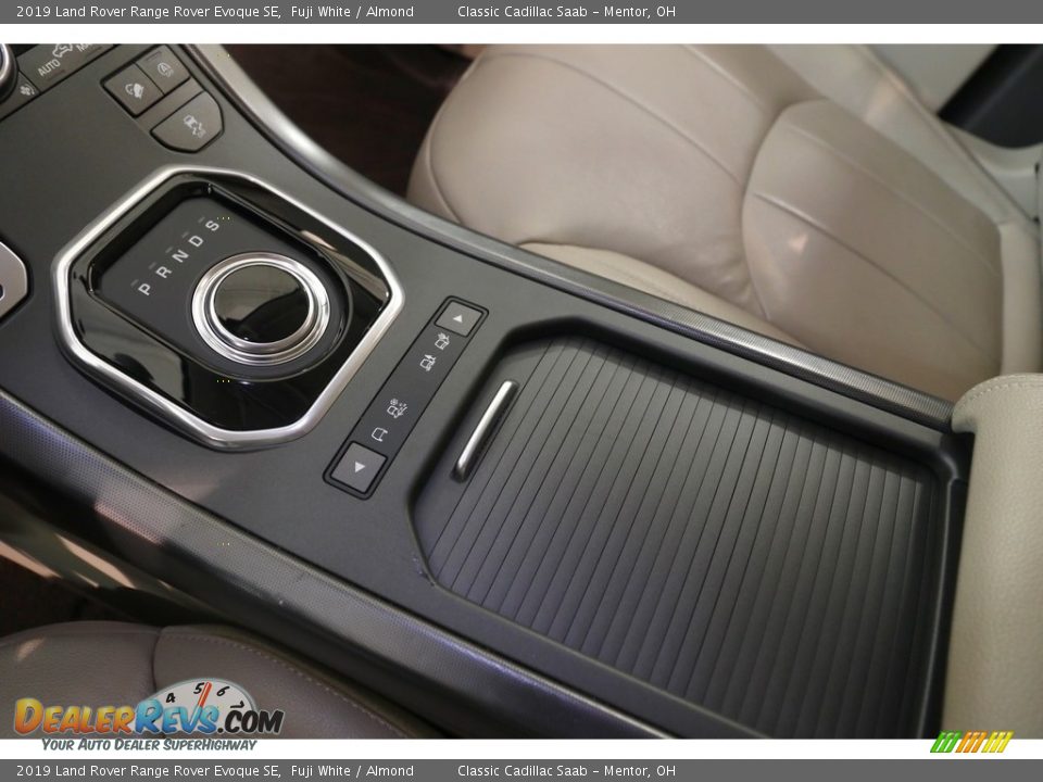 2019 Land Rover Range Rover Evoque SE Fuji White / Almond Photo #20