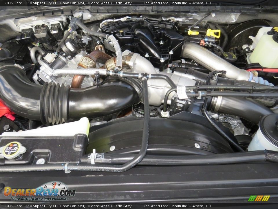 2019 Ford F250 Super Duty XLT Crew Cab 4x4 Oxford White / Earth Gray Photo #6