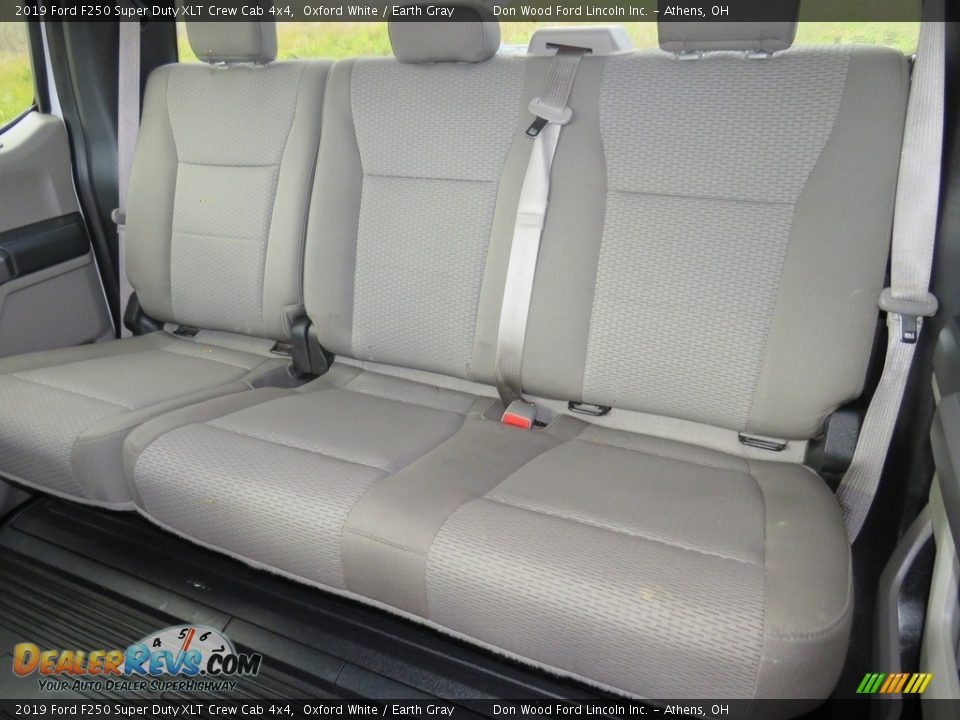 2019 Ford F250 Super Duty XLT Crew Cab 4x4 Oxford White / Earth Gray Photo #18