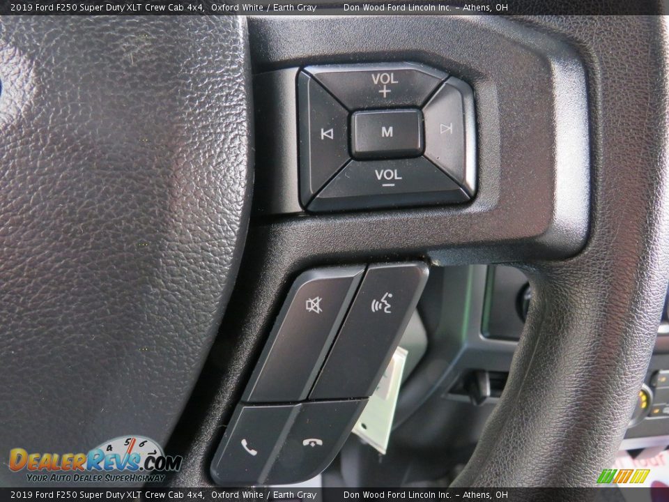 2019 Ford F250 Super Duty XLT Crew Cab 4x4 Oxford White / Earth Gray Photo #31
