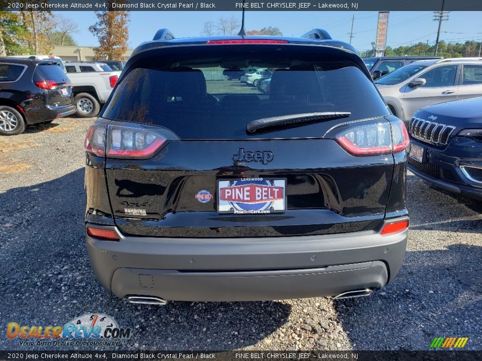 2020 Jeep Cherokee Altitude 4x4 Diamond Black Crystal Pearl / Black Photo #5