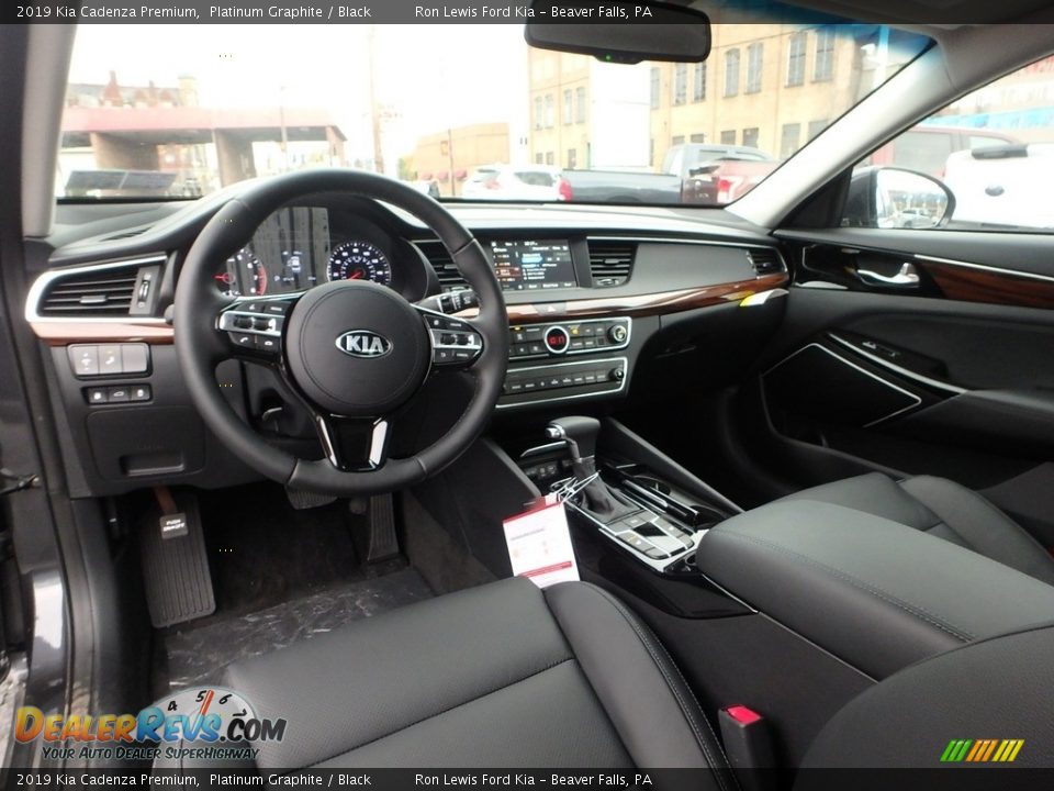 Black Interior - 2019 Kia Cadenza Premium Photo #14