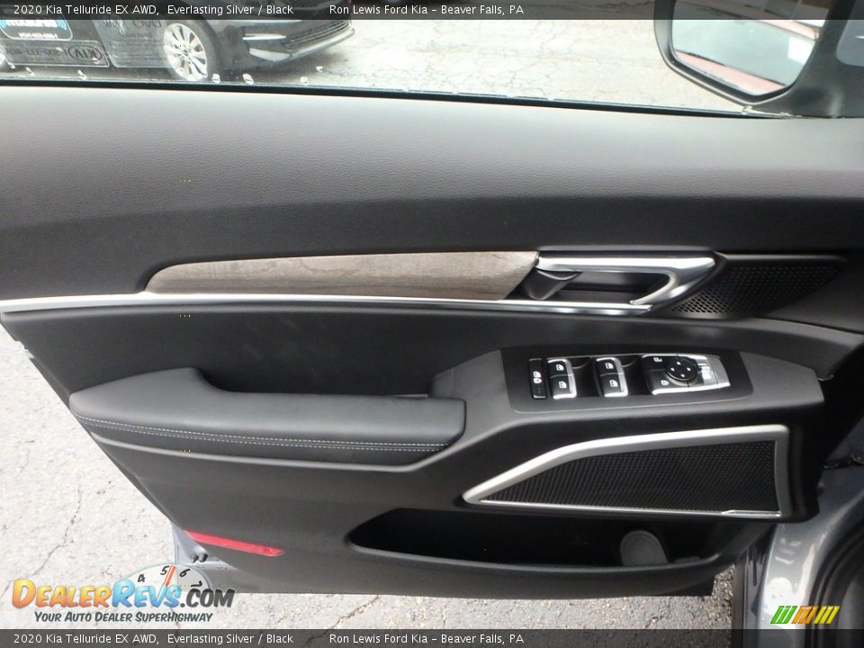 Door Panel of 2020 Kia Telluride EX AWD Photo #15