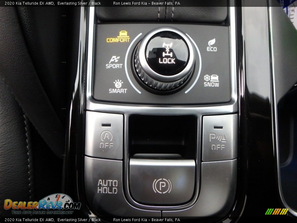 Controls of 2020 Kia Telluride EX AWD Photo #17