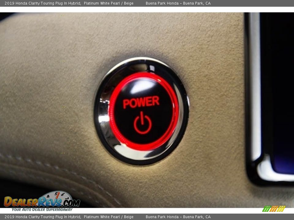 2019 Honda Clarity Touring Plug In Hybrid Platinum White Pearl / Beige Photo #19