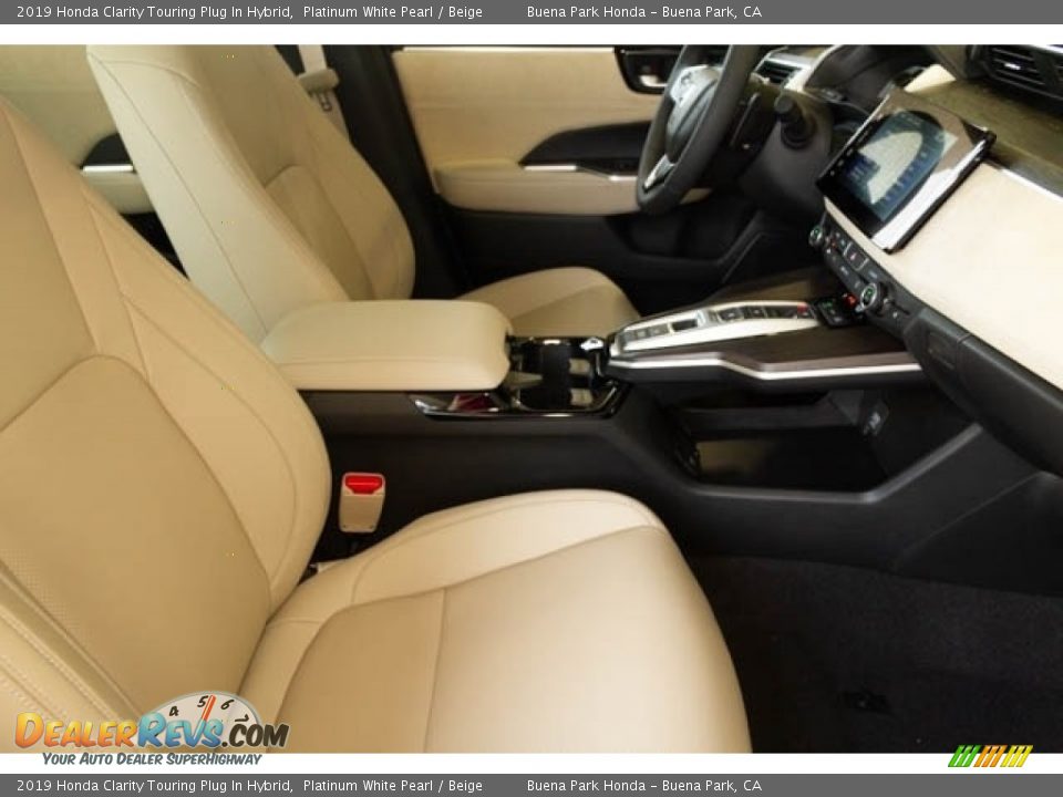 2019 Honda Clarity Touring Plug In Hybrid Platinum White Pearl / Beige Photo #23