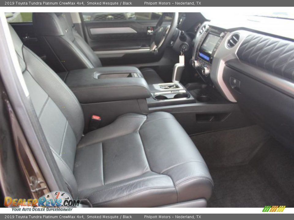 2019 Toyota Tundra Platinum CrewMax 4x4 Smoked Mesquite / Black Photo #32