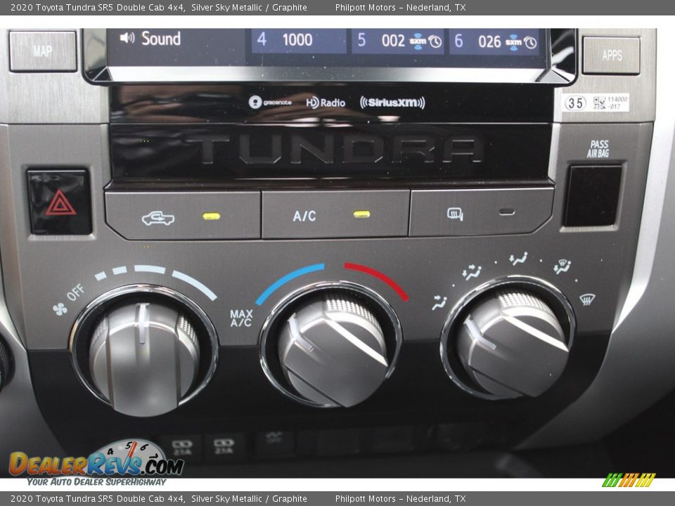 2020 Toyota Tundra SR5 Double Cab 4x4 Silver Sky Metallic / Graphite Photo #17