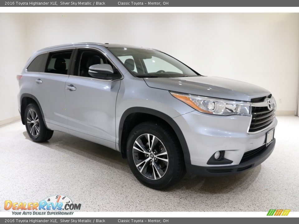 2016 Toyota Highlander XLE Silver Sky Metallic / Black Photo #1