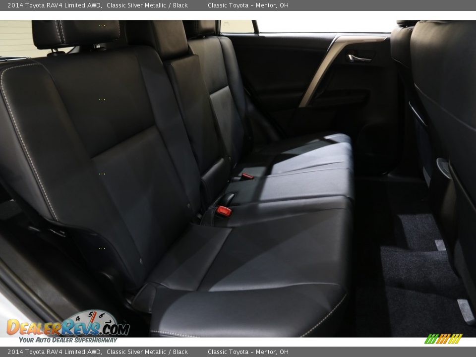 2014 Toyota RAV4 Limited AWD Classic Silver Metallic / Black Photo #16