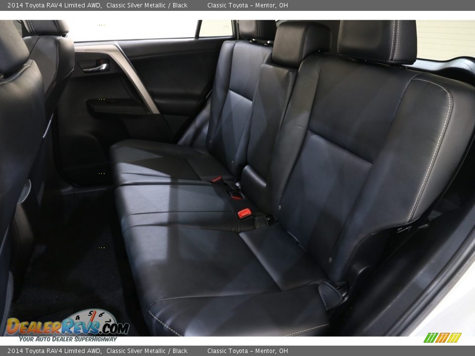 2014 Toyota RAV4 Limited AWD Classic Silver Metallic / Black Photo #17