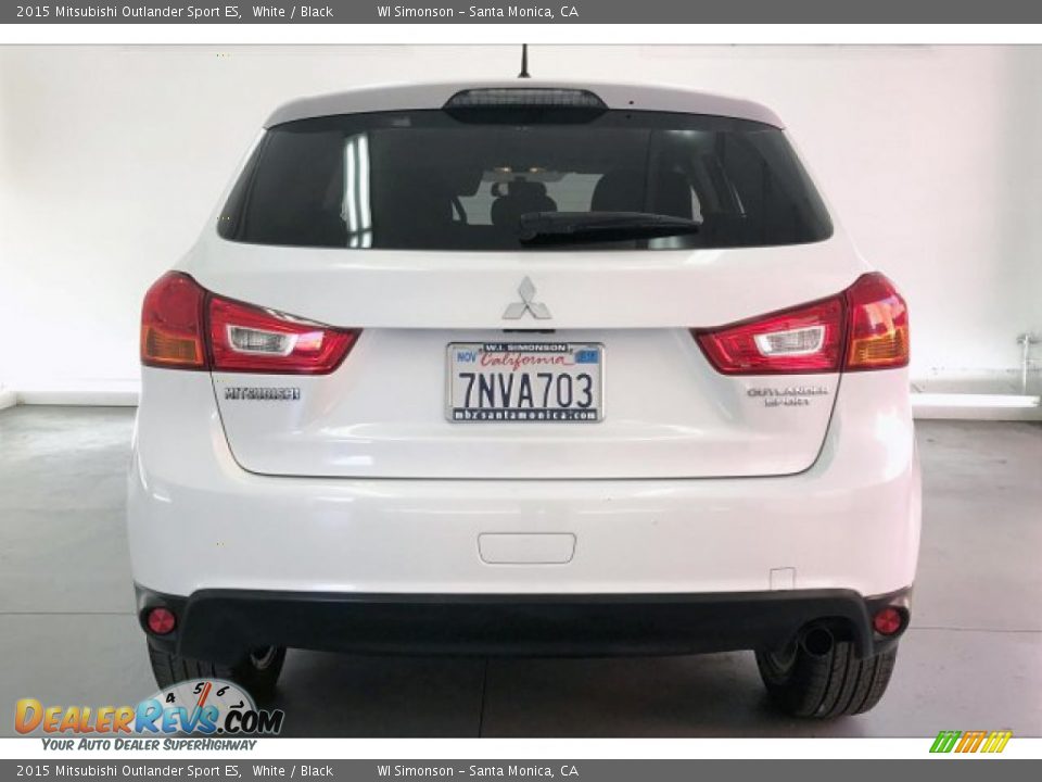 2015 Mitsubishi Outlander Sport ES White / Black Photo #3