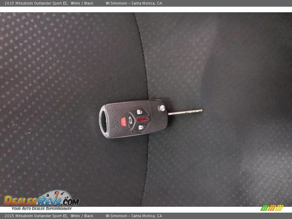 2015 Mitsubishi Outlander Sport ES White / Black Photo #11