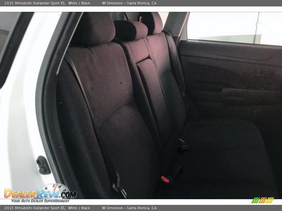 2015 Mitsubishi Outlander Sport ES White / Black Photo #13