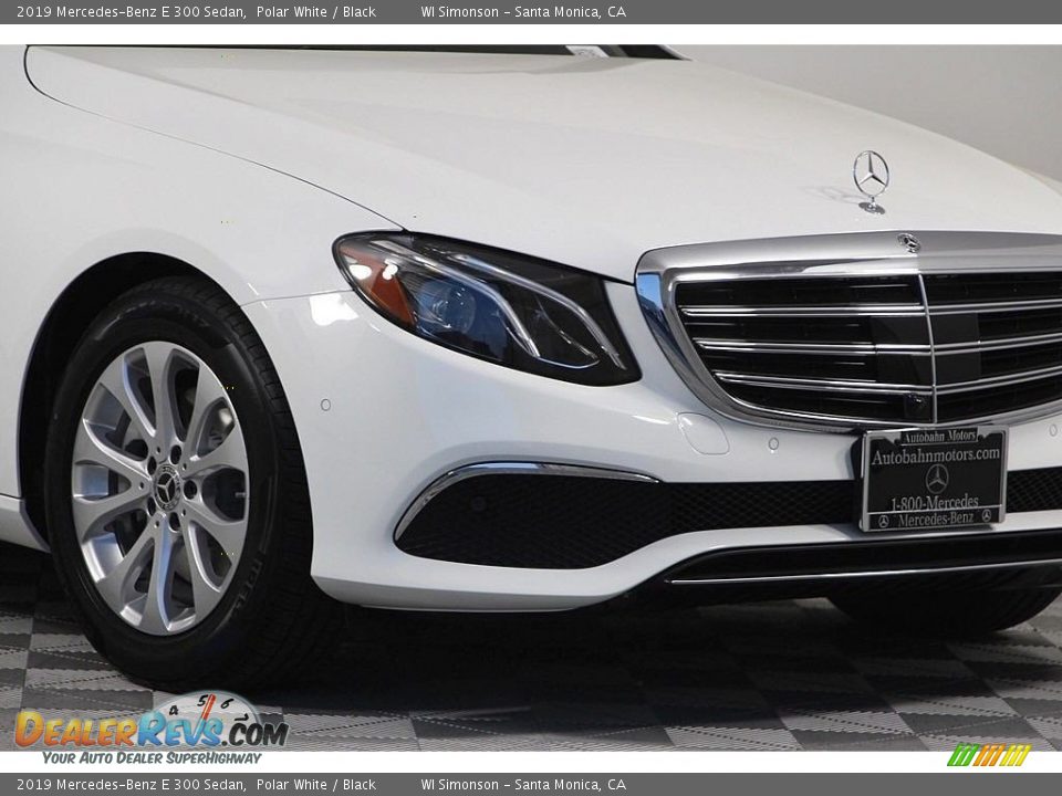 2019 Mercedes-Benz E 300 Sedan Polar White / Black Photo #2