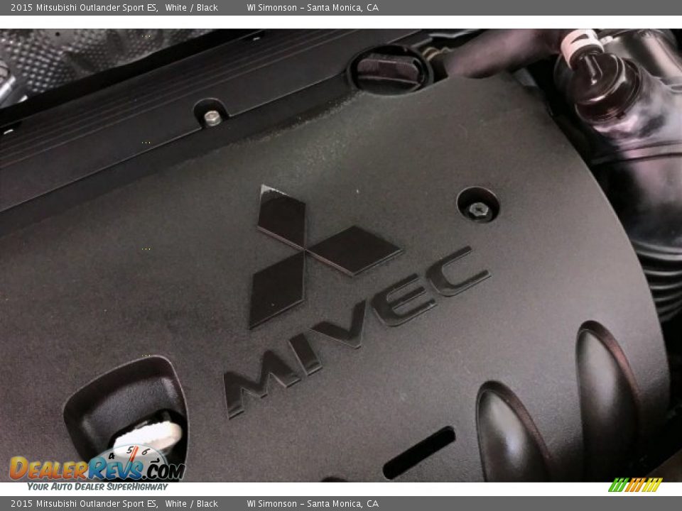 2015 Mitsubishi Outlander Sport ES White / Black Photo #29