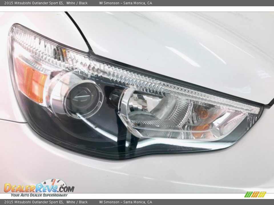 2015 Mitsubishi Outlander Sport ES White / Black Photo #30