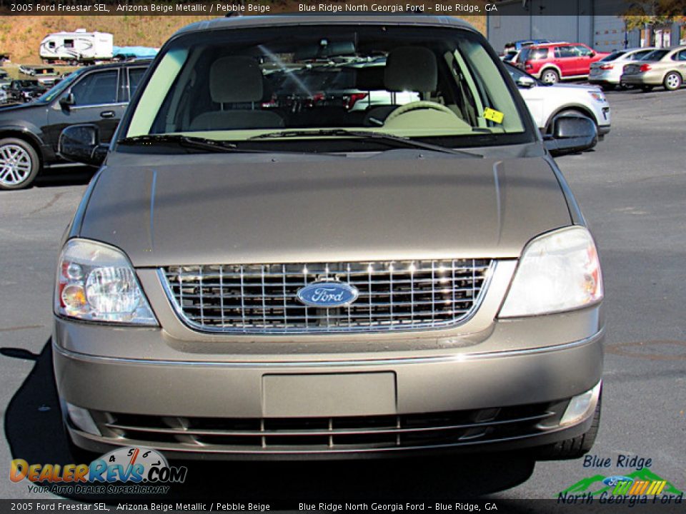 2005 Ford Freestar SEL Arizona Beige Metallic / Pebble Beige Photo #4