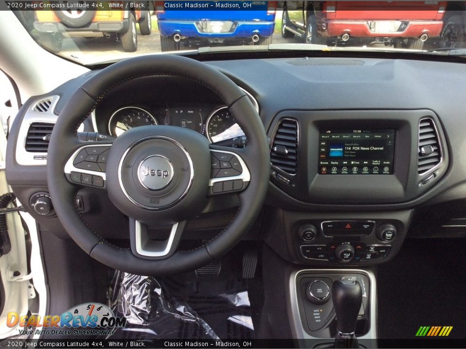 2020 Jeep Compass Latitude 4x4 White / Black Photo #3
