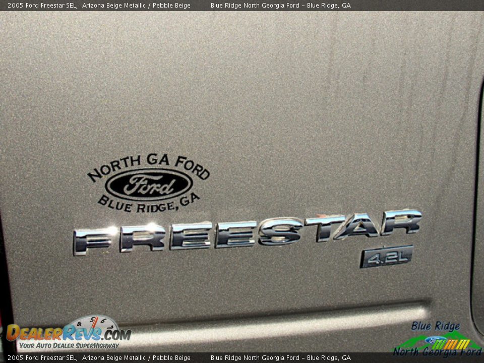 2005 Ford Freestar SEL Arizona Beige Metallic / Pebble Beige Photo #23