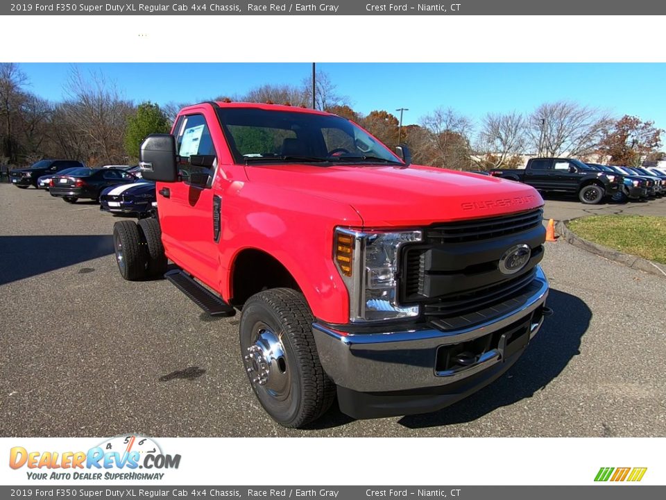 2019 Ford F350 Super Duty XL Regular Cab 4x4 Chassis Race Red / Earth Gray Photo #4