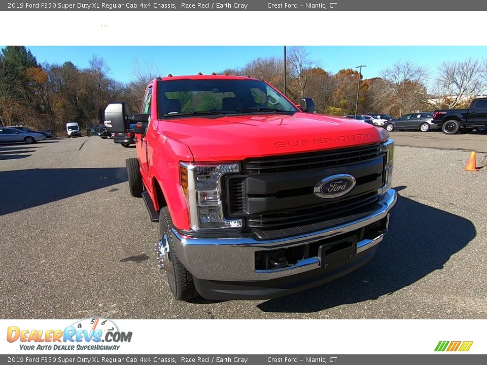 2019 Ford F350 Super Duty XL Regular Cab 4x4 Chassis Race Red / Earth Gray Photo #5