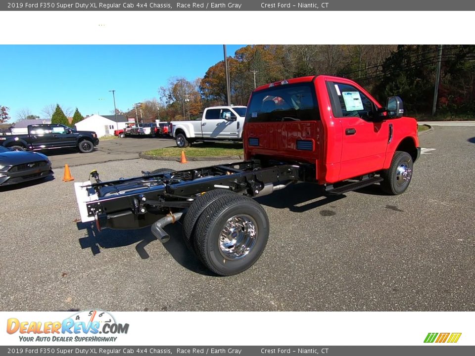 2019 Ford F350 Super Duty XL Regular Cab 4x4 Chassis Race Red / Earth Gray Photo #23