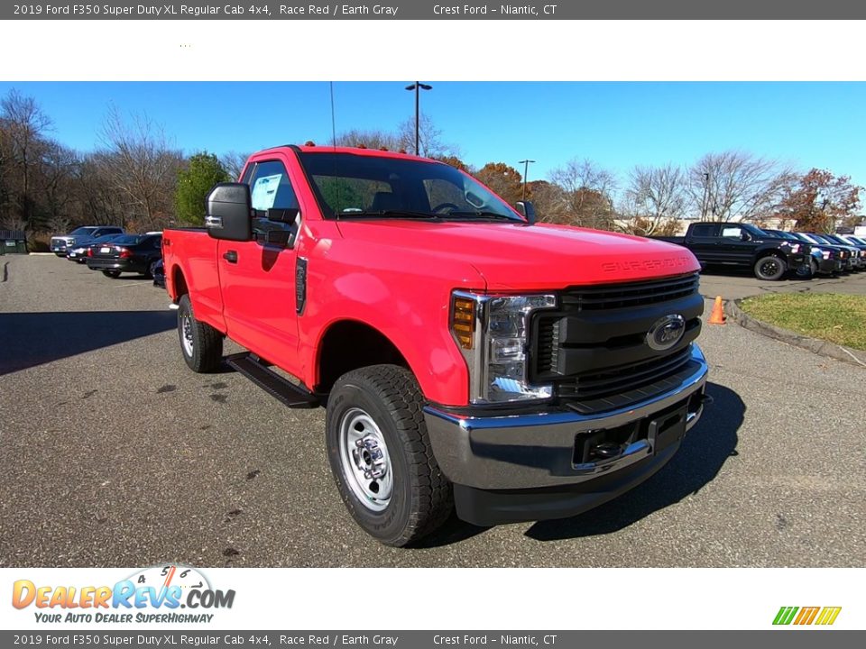 Front 3/4 View of 2019 Ford F350 Super Duty XL Regular Cab 4x4 Photo #4