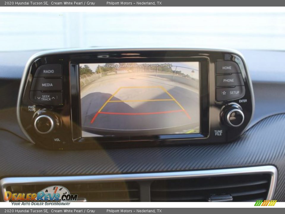 2020 Hyundai Tucson SE Cream White Pearl / Gray Photo #16