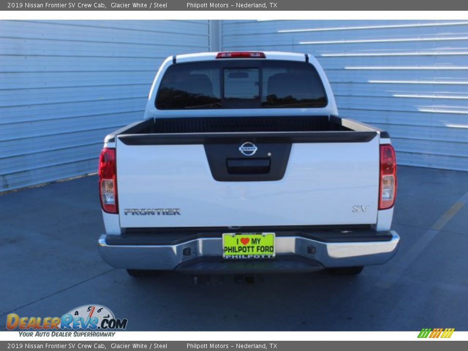 2019 Nissan Frontier SV Crew Cab Glacier White / Steel Photo #7