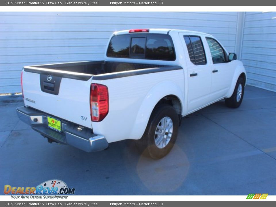 2019 Nissan Frontier SV Crew Cab Glacier White / Steel Photo #8