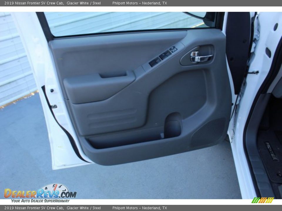 2019 Nissan Frontier SV Crew Cab Glacier White / Steel Photo #9