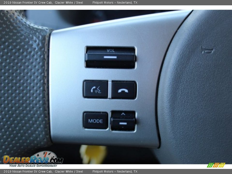 2019 Nissan Frontier SV Crew Cab Glacier White / Steel Photo #20