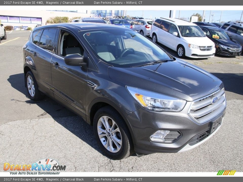 2017 Ford Escape SE 4WD Magnetic / Charcoal Black Photo #3