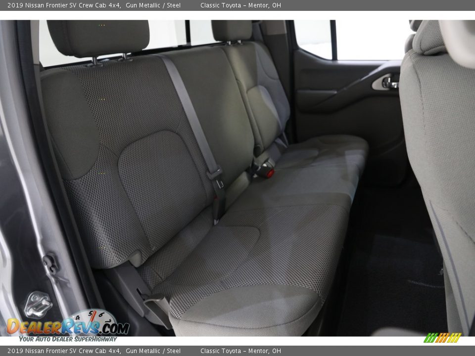 2019 Nissan Frontier SV Crew Cab 4x4 Gun Metallic / Steel Photo #16
