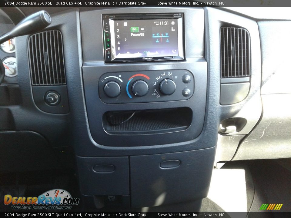 2004 Dodge Ram 2500 SLT Quad Cab 4x4 Graphite Metallic / Dark Slate Gray Photo #25
